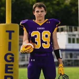 Meet your Posher, Logan